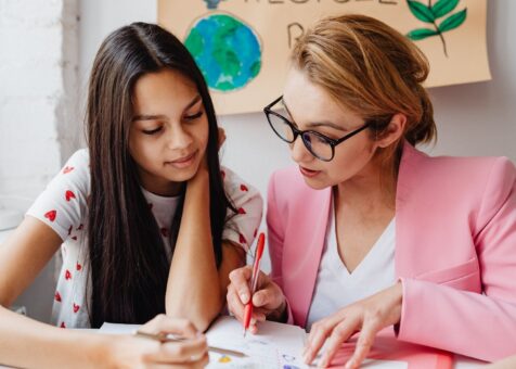 Servicios, Educación y Arte